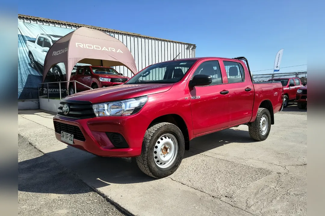 Toyota Hilux 2.4 DX 4X2 DIESEL MT