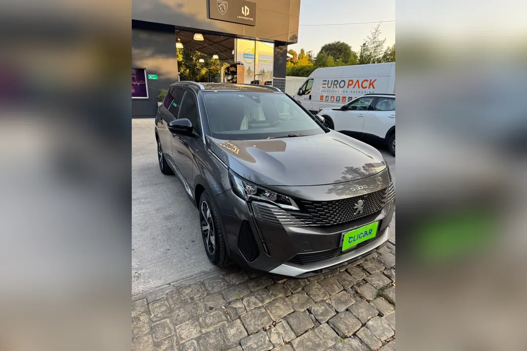 Peugeot 5008