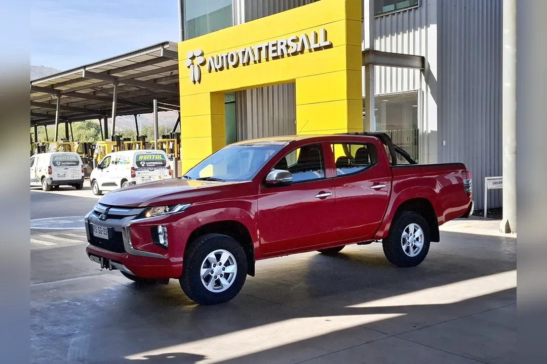 Mitsubishi L200 2.4 KATANA CRT 4X4