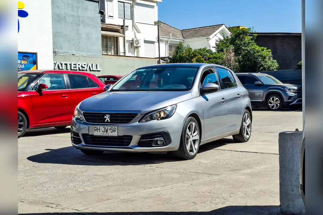 Peugeot 308 BLUE HDI 130HP HB 1.5