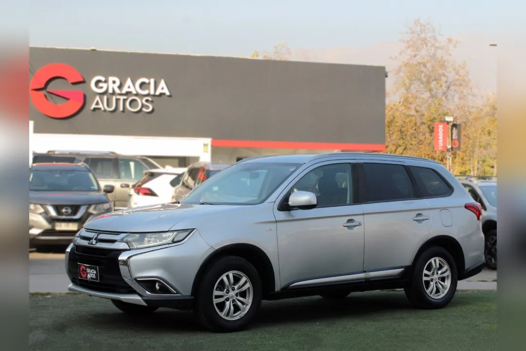 Mitsubishi Outlander OUTLANDER 2.0 MT