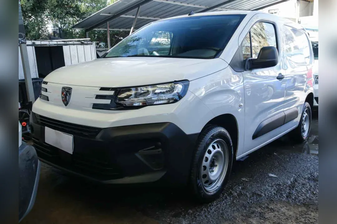 Peugeot Partner PARTNER MCA L1 DIESEL 100HP MT