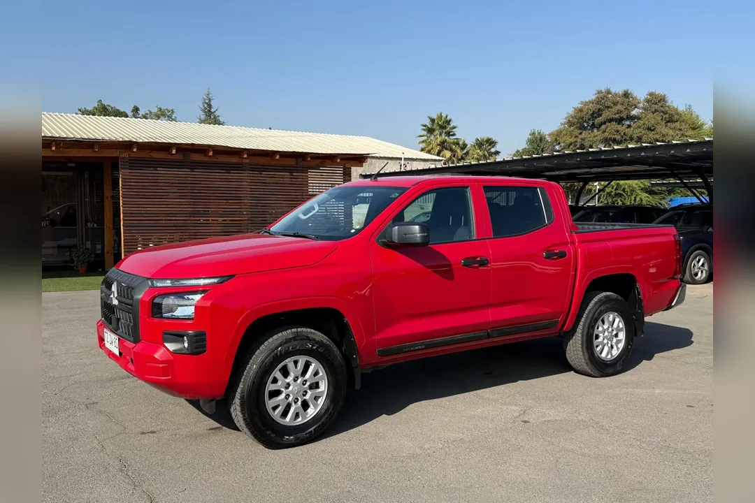 Mitsubishi L200 KATANA XR 2.4