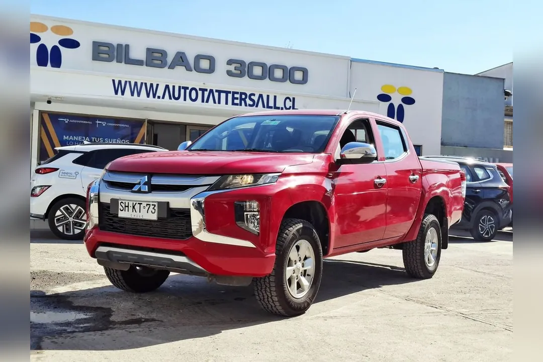 Mitsubishi L200 2.4 KATANA CR 4X2 MT