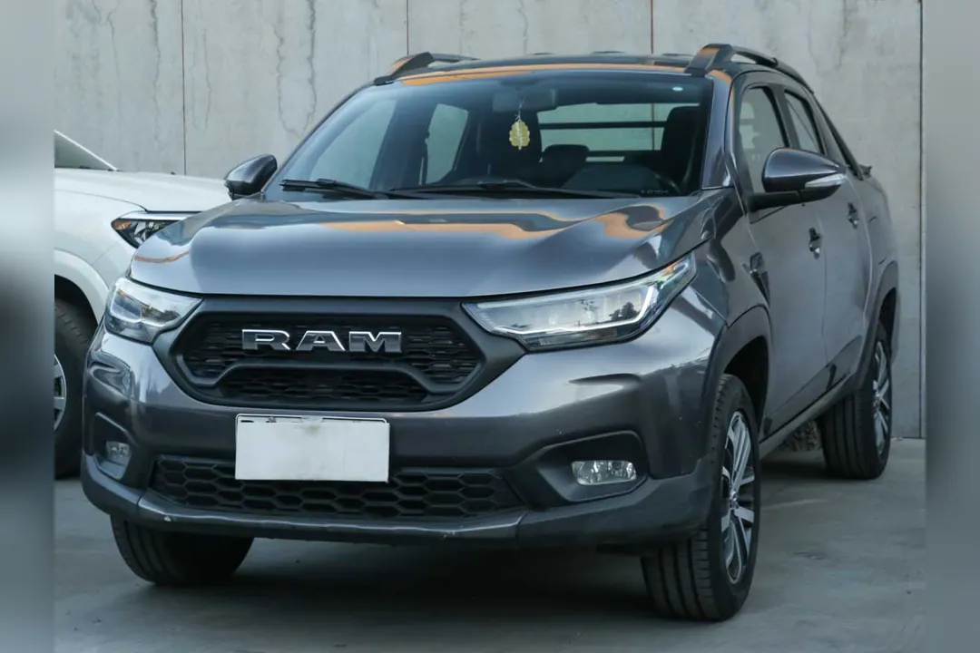 Ram 700 RAM 700