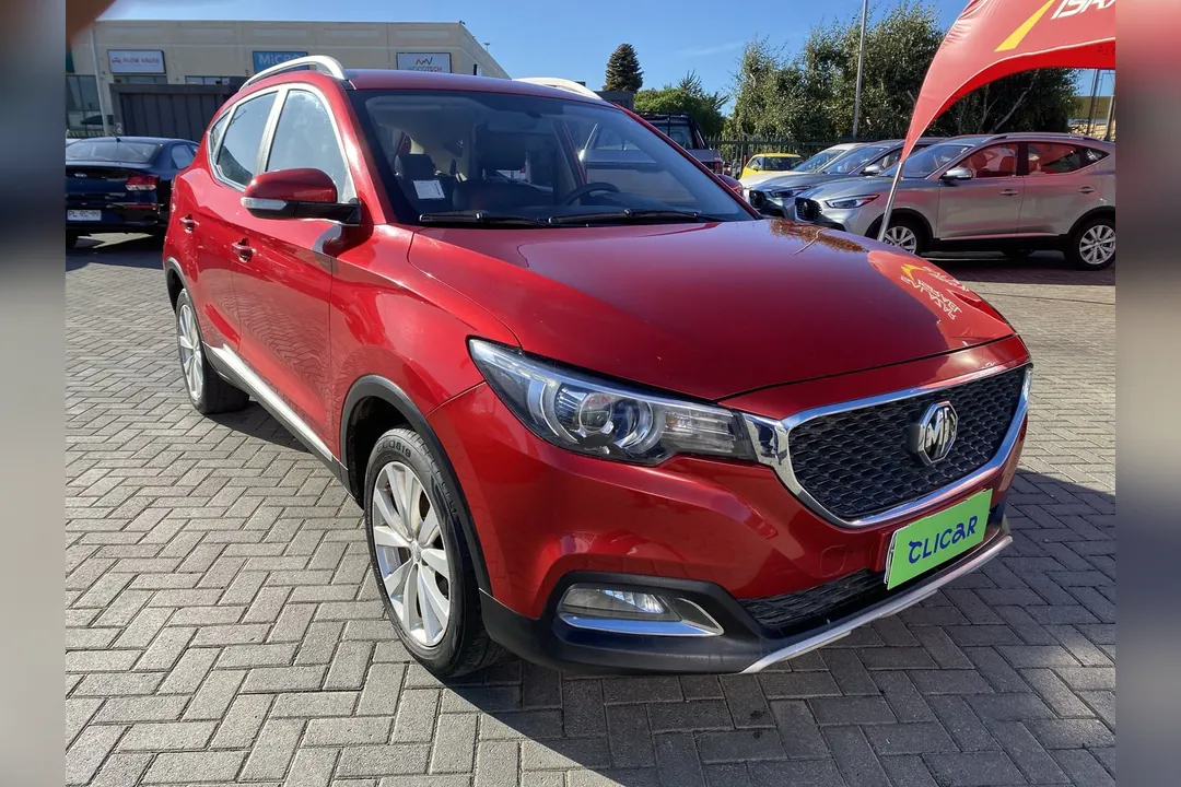 Mg Mg zs 1.5 STD 4X2 AT 5P