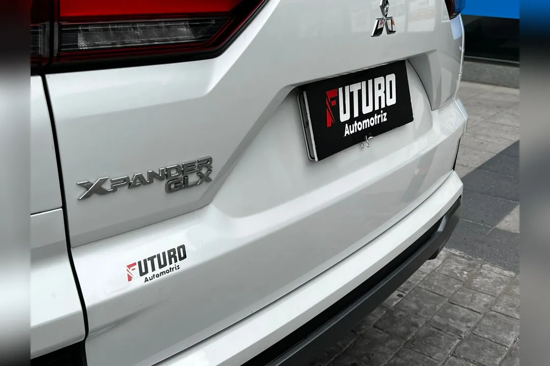 Mitsubishi Xpander AT