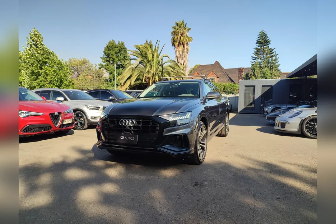 Audi Q8 Q8 SLINE 55 TFSI 3.0 4WD EQUIPO EXTRA, CONFIGURADO