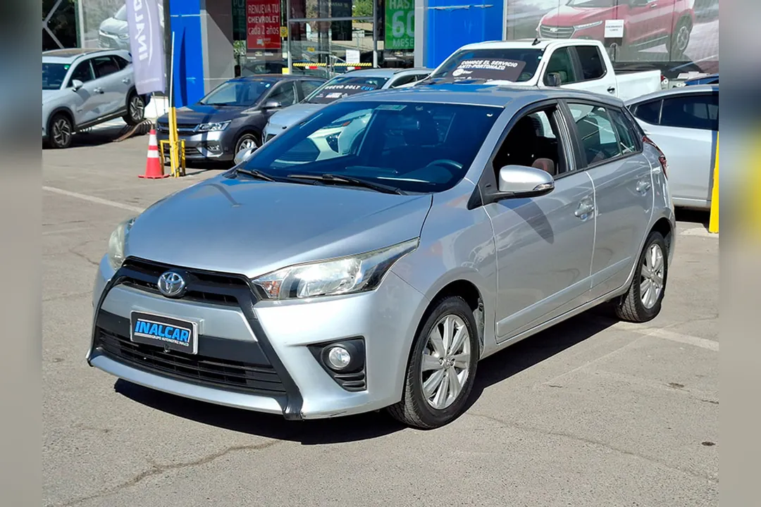 Toyota Yaris 1.5 SPORT GLI