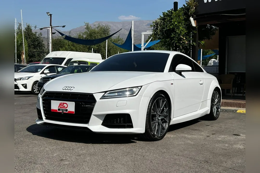 Audi Tt coupé TT COUPE 2.0 TURBO VEHICULO CON PERDIDA TOTAL CONVENIDA EST