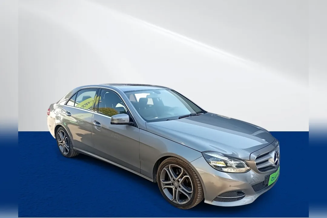 Mercedes-benz E 200 2.0 4X2 SDN AT 4P