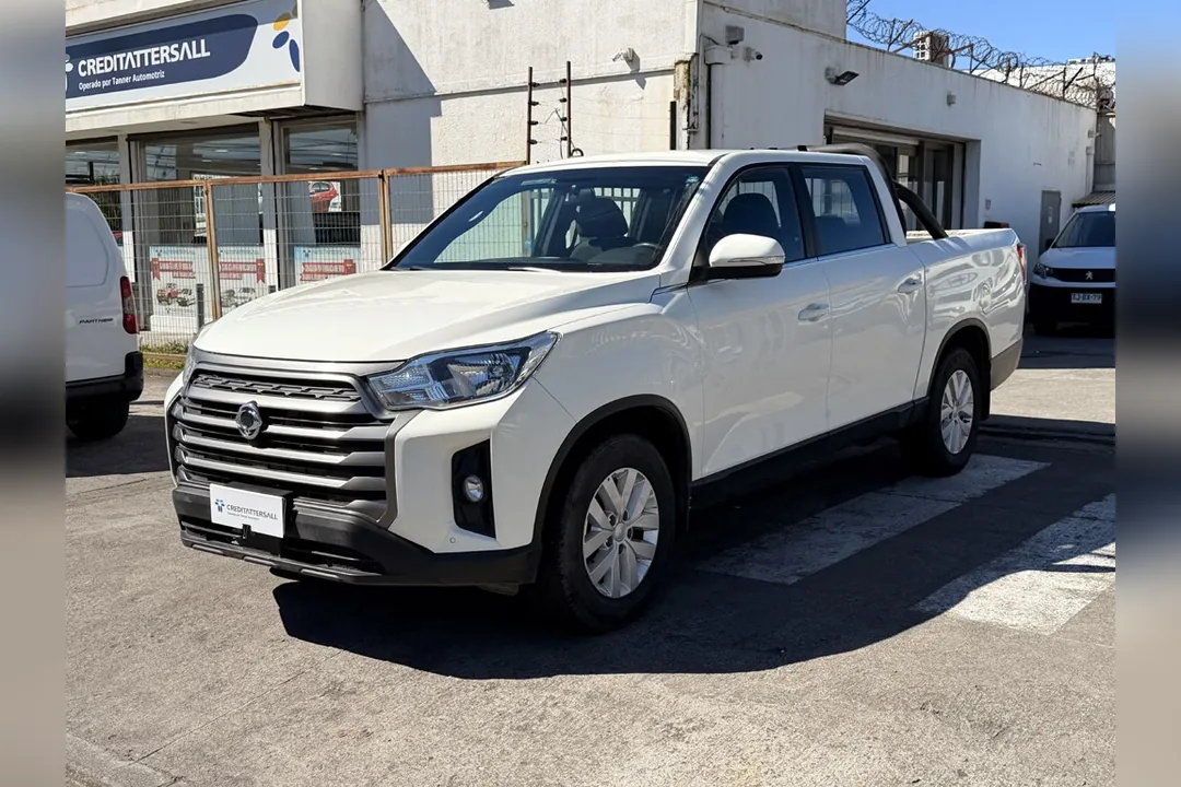 Ssangyong Musso grand 2.2 MT