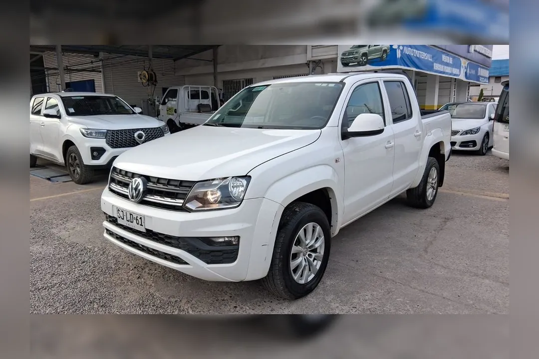 Volkswagen Amarok 2.0 TRENDLINE  MT 4X4 DIESEL