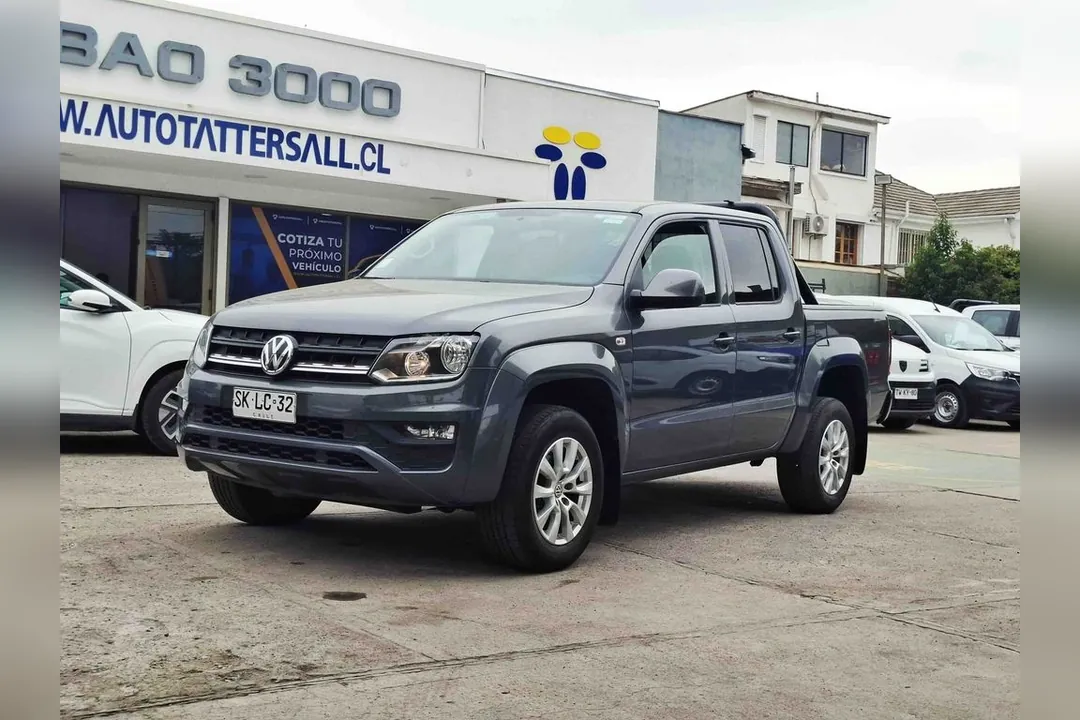 Volkswagen Amarok 2.0 TREDLINE 4X2 MT